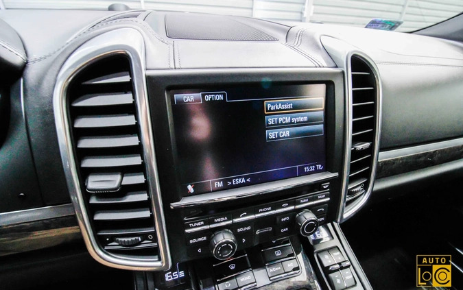 Porsche Cayenne cena 117777 przebieg: 111000, rok produkcji 2012 z Jedlicze małe 781